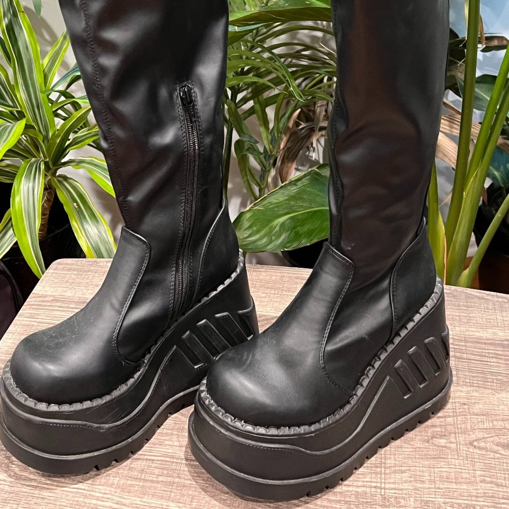 STOMP 200, BLACK MATTE